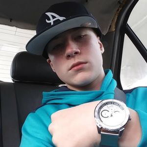 Meet your Posher, James